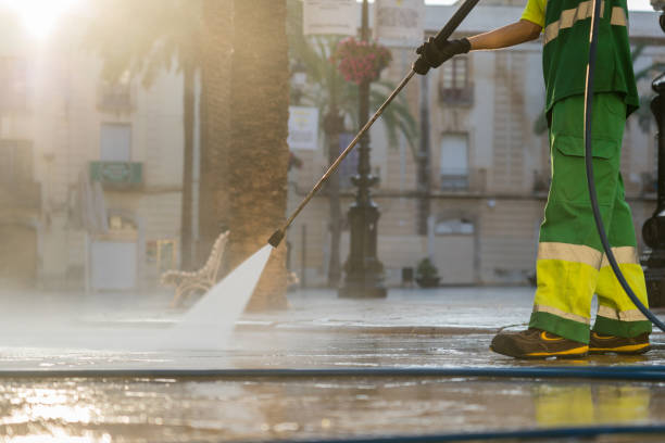 Best Pool Deck Cleaning  in Wright, FL